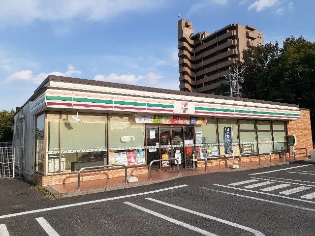 近くのセブン-イレブン 春日井町店まで600m（徒歩8分）