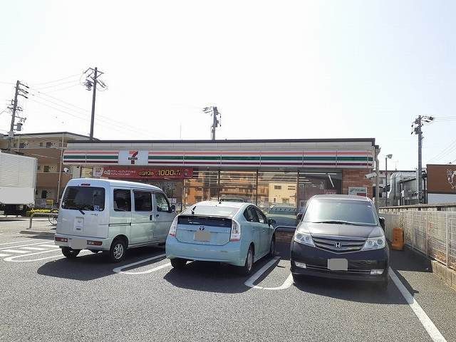 近くのセブンイレブン　小牧桜井店まで350m（徒歩5分）