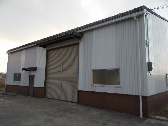 六地蔵1146倉庫の外観画像