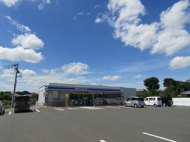 近くのコンビニまで230m（徒歩3分）