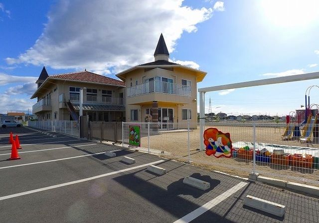 近くのつくし保育園まで400m（徒歩5分）