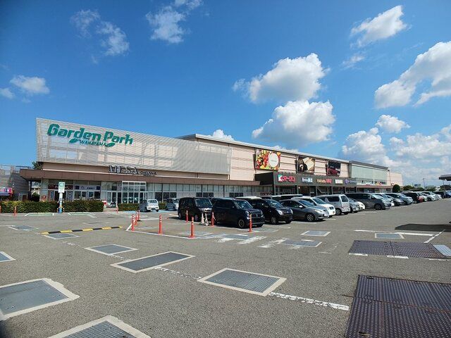 近くのメッサオークワ高松店様まで850m(徒歩11分)