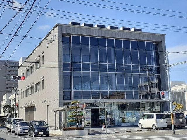近くの中国銀行 岡山西支店まで800m(徒歩10分)