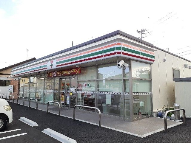近くのセブンイレブン 富士市鮫島店まで500m(徒歩7分)