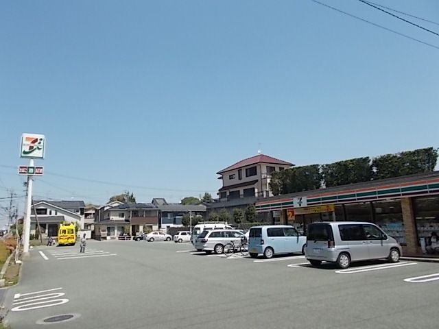 近くのセブンイレブン テレビ熊本前店まで340m(徒歩5分)