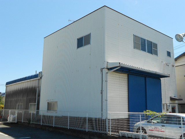 興津中町事務所付工場1の外観画像