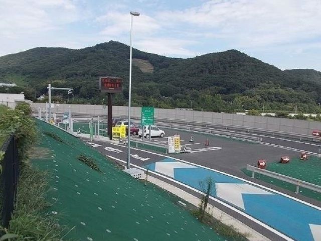 近くの佐野スマートインターまで5,300m（徒歩67分）