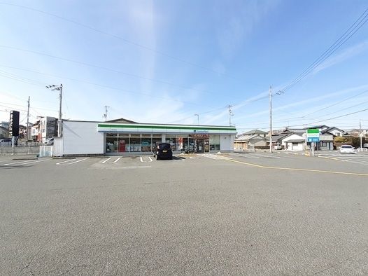 近くのローソン 高知神田店まで850m(徒歩11分)