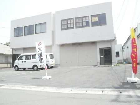 東津田町倉庫付事務所の外観画像