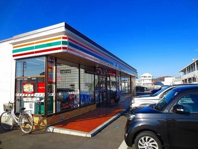 近くのセブンイレブンまで650m(徒歩9分)