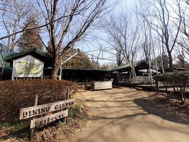 近くのフォンテーヌの森CAMPBBQまで1,800m（徒歩23分）