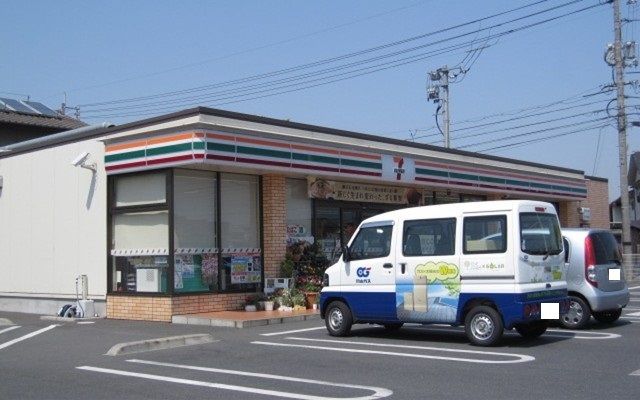 近くのセブン-イレブン倉敷西中新田店まで1,000m(徒歩13分)