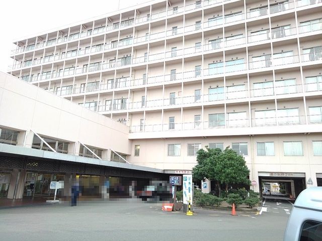 近くの市立四日市病院まで1,600m(徒歩20分)