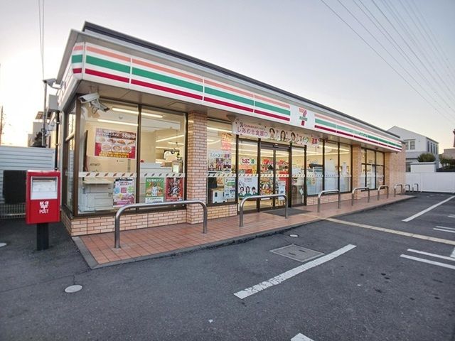 近くのセブンイレブン東間2丁目店まで810m(徒歩11分)