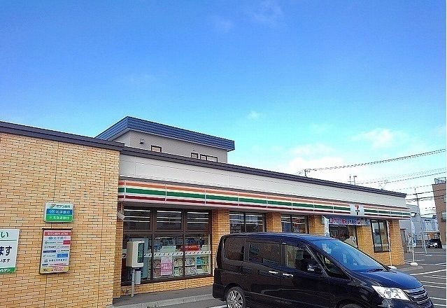 近くのセブンイレブンまで250m(徒歩4分)