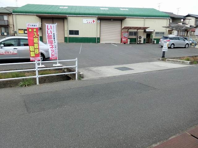 西大寺中野TI倉庫の外観画像