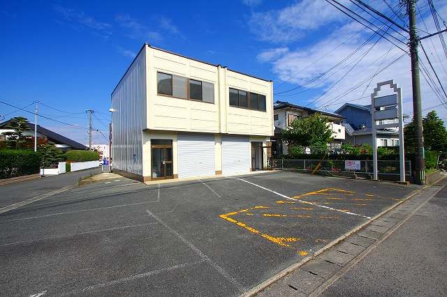 山川追分1丁目倉庫付事務所Dの外観画像