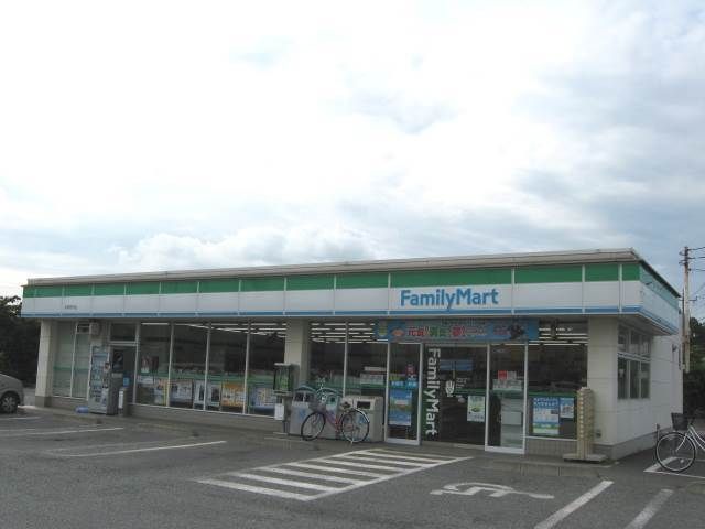近くのコンビニまで500m（徒歩7分）