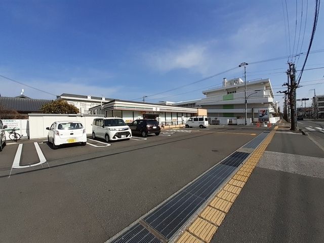 近くのセブン-イレブン 高知若草町店まで500m(徒歩7分)