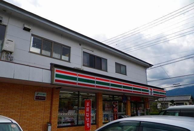 近くのセブンイレブン 裾野石脇店まで650m（徒歩9分）