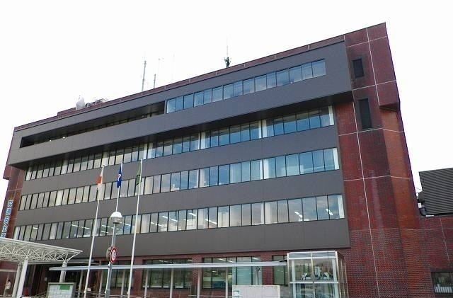 近くの裾野市役所まで1,400m（徒歩18分）