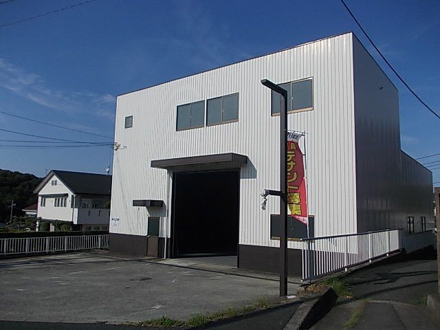 戸塚区深谷町事務所付倉庫の外観画像