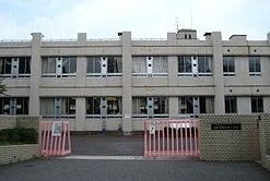 近くの広島市立五日市観音西小学校まで450m（徒歩6分）