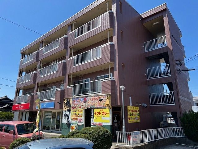 ファミール六軒屋の外観画像