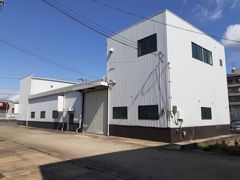 草内橋折事務所付倉庫Bの外観画像