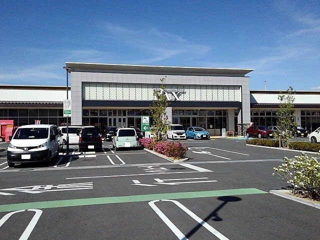 近くのアマノパークス甲府バイパス店まで750m（徒歩10分）