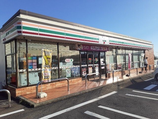 近くのセブンイレブン　富士厚原店まで400m（徒歩5分）