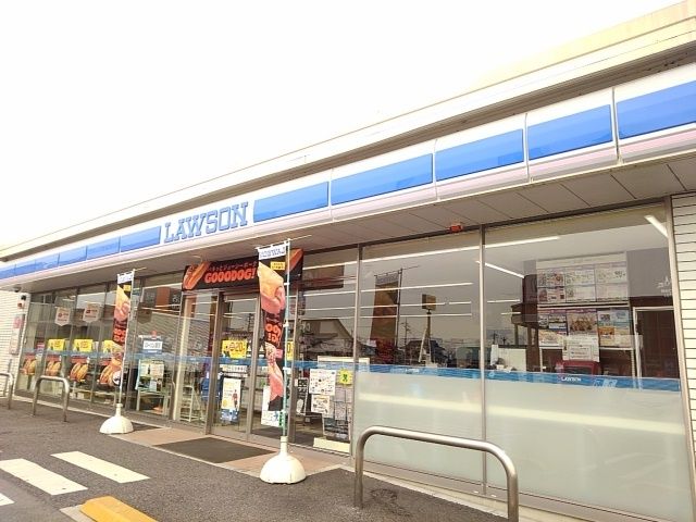 近くのコンビニまで350m（徒歩5分）