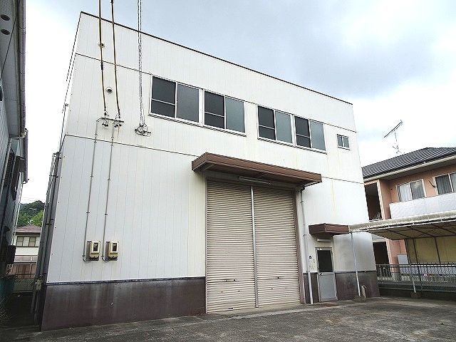 瀬名事務所付倉庫の外観画像