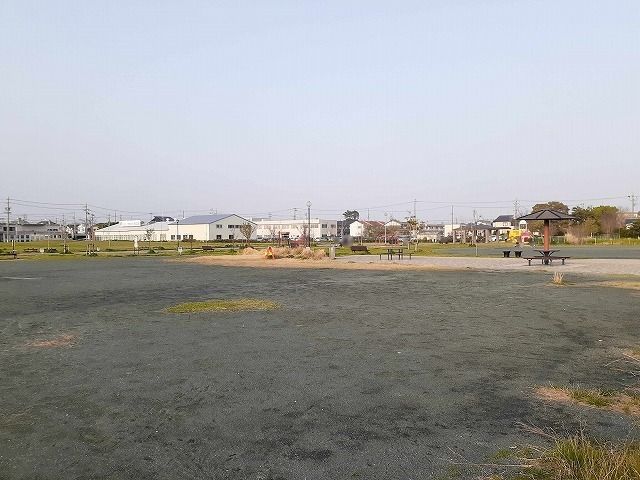 近くの東部やすらぎ公園まで850m(徒歩11分)