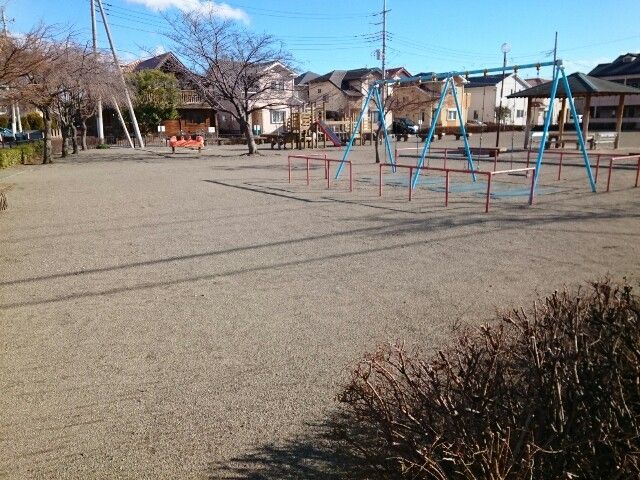 近くのはちまん公園まで70m(徒歩1分)