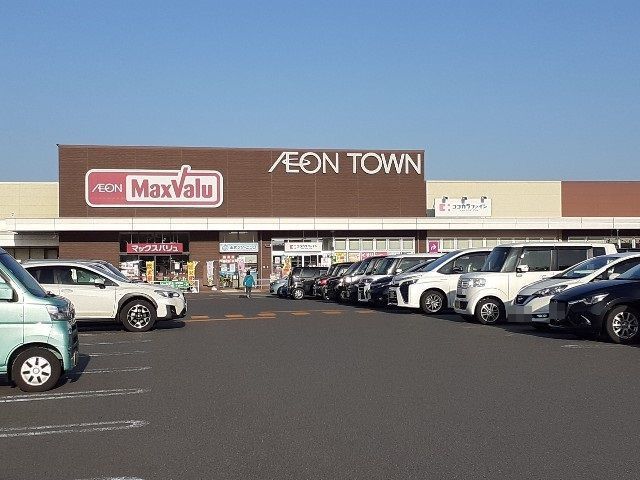 近くのイオンタウン伊賀上野店まで1,500m（徒歩19分）