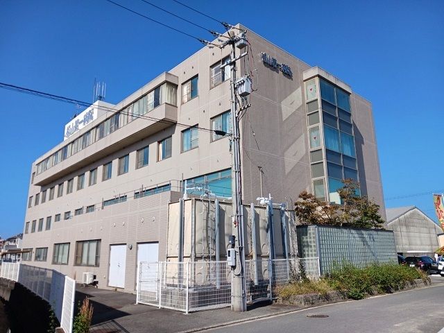 近くの松山第一病院様まで400m(徒歩5分)