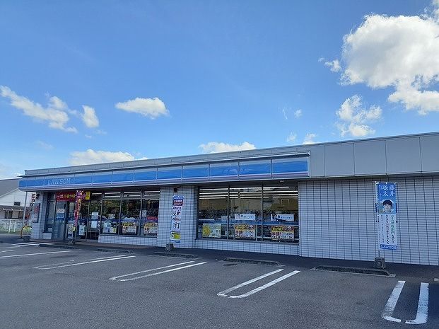 近くのローソン平井店様まで700m(徒歩9分)