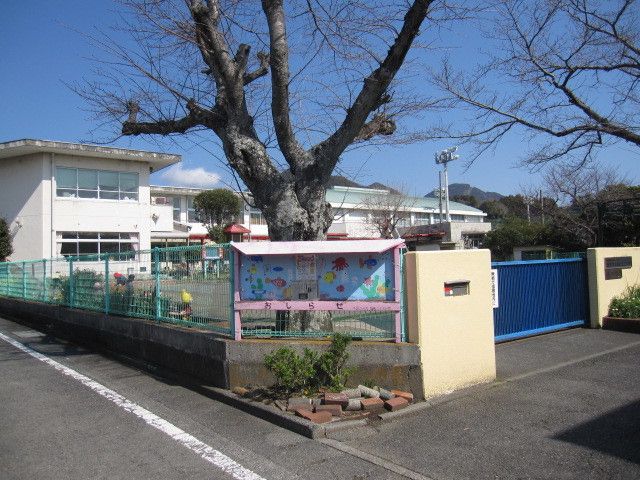 近くの由比こども園まで47m(徒歩1分)