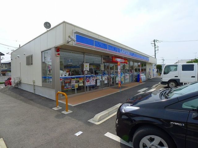 近くのローソン太田石原町店まで700m（徒歩9分）