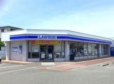 近くのローソンまで140m（徒歩2分）
