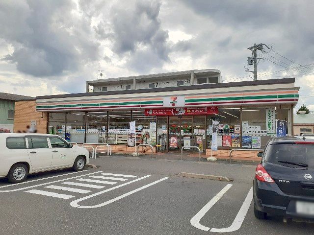 近くのセブンイレブン　松本平田東店まで450m（徒歩6分）