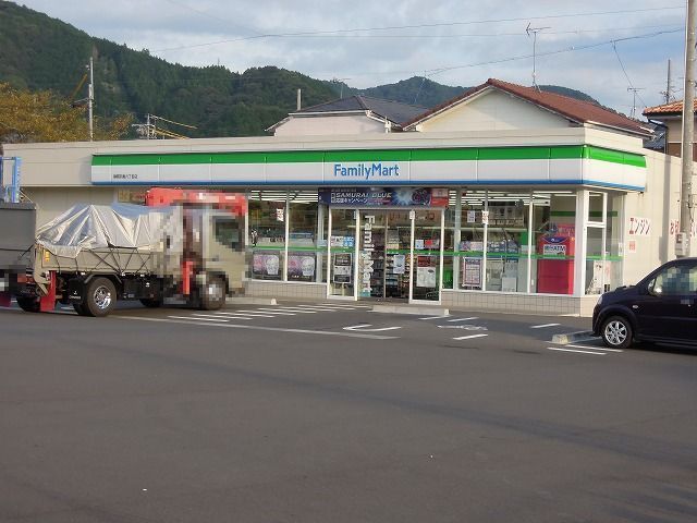 近くのファミリーマート静岡羽鳥6丁目まで400m（徒歩5分）