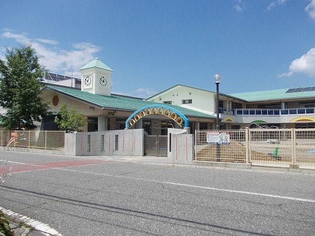 近くの吉田ひまわり保育園まで220m（徒歩3分）