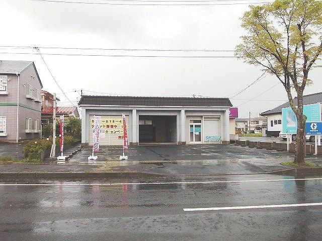 大和町吉岡店舗の外観画像