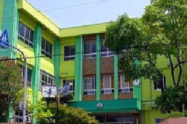 近くの市立山東小学校様まで850m（徒歩11分）
