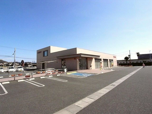 近くの肥後銀行　植木支店まで550m（徒歩7分）