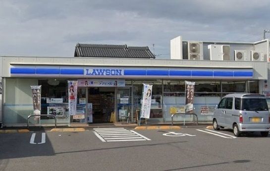 近くのローソン刈谷高倉店まで600m(徒歩8分)