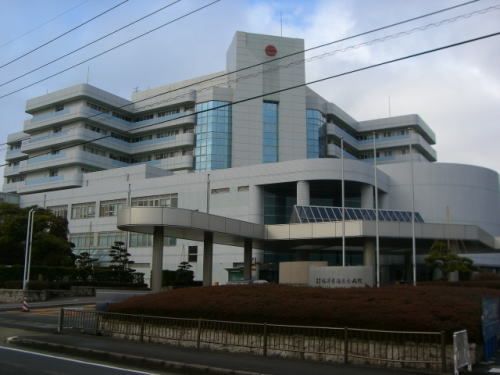 近くの病院まで1,300m（徒歩17分）