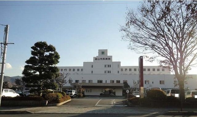 近くの塩山市民病院まで1,300m(徒歩17分)